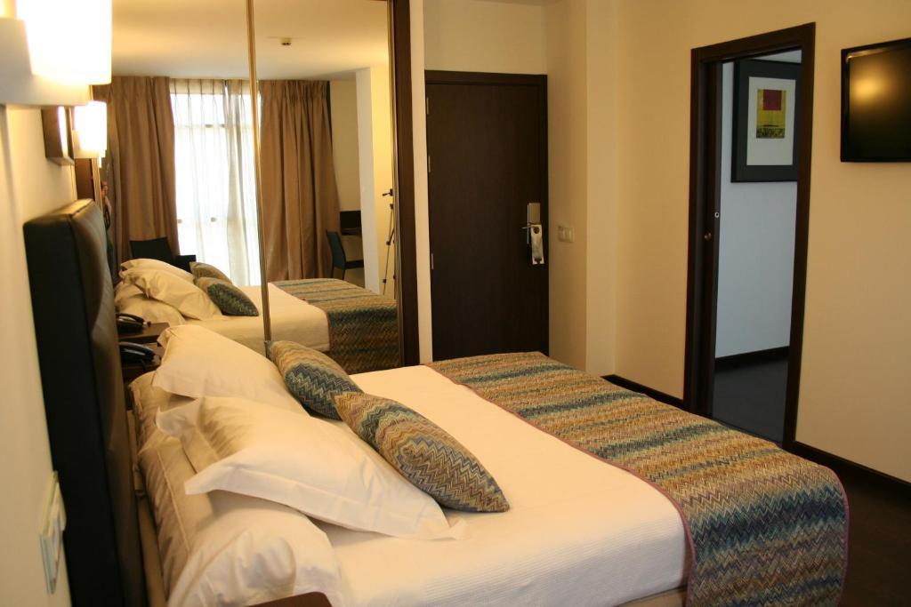 Hotel Villa Rosario Ii, Edificio Moderno 리바데세야 객실 사진
